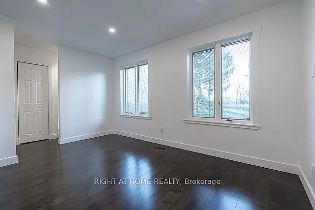 131 Banff Rd — Photo 10