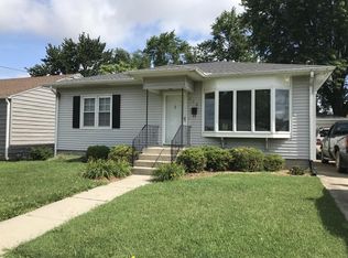 310 W Eiche Ave, Effingham, IL 62401