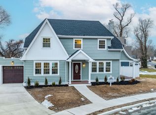 17 W Edgewood Ave, Linwood, NJ 08221