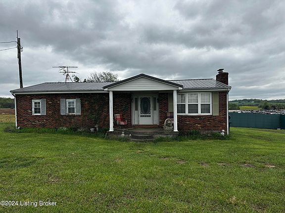 2nd image of 1840 N Highway 79
