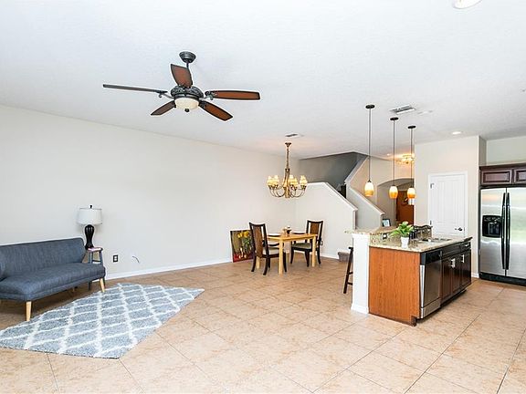 4th image of 569 Lake Eagle Ln