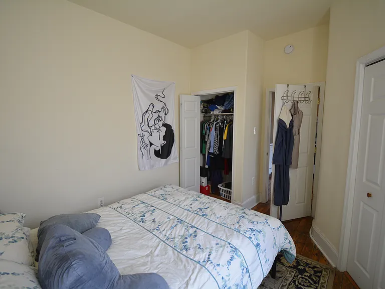 253 W Hansberry St #1F — Photo 16