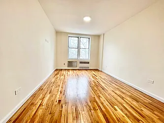 Rented by Century 21 Premier 