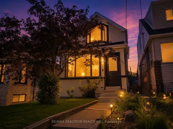 286 Gilbert Ave, Toronto, ON M6E 4W7