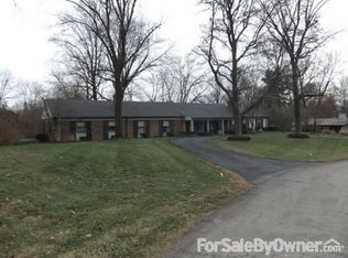 36 Lynnbrook Rd, Saint Louis, MO 63131