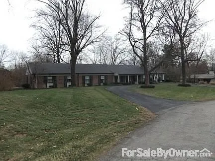 36 Lynnbrook Rd photo 1