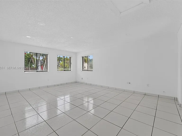 14251 SW 107th Ter — Photo 16