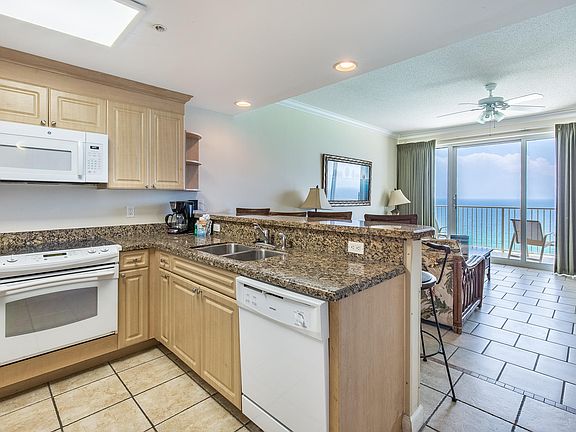 4th image of 9450 Thomas Dr #1805D