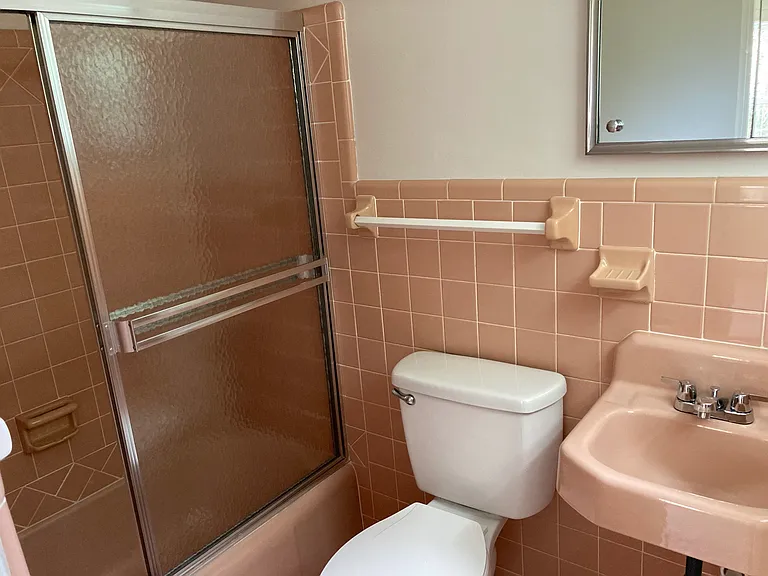 8915 Silver Lake Dr #6 — Photo 5
