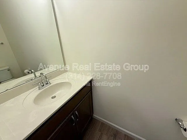 713 Crested Point Dr — Photo 7