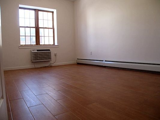 3rd image of 25-38 38th St #2R