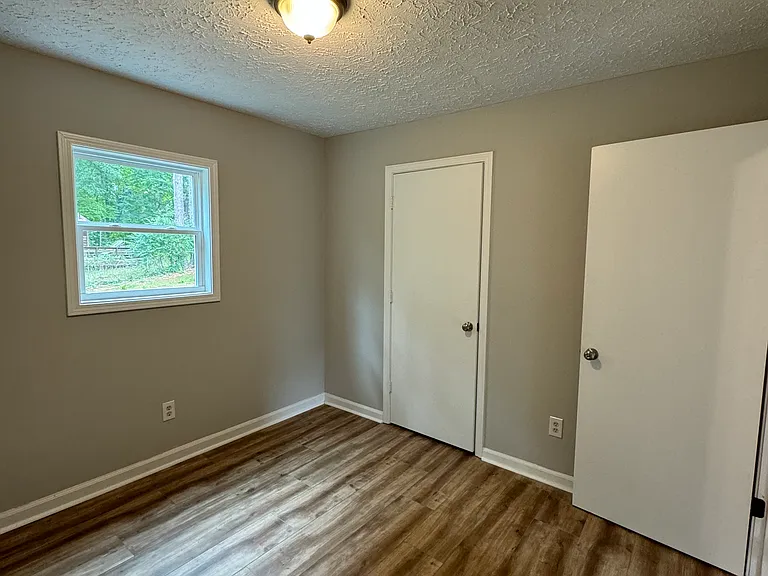 Back bedroom