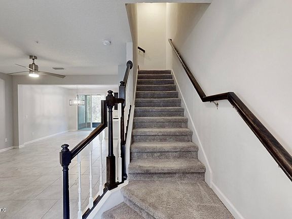 3rd image of 144 PARADAS Place