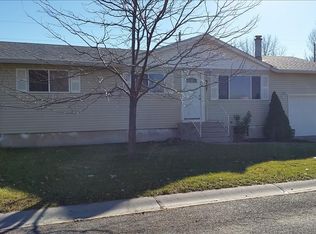 867 Pinewood St, Chubbuck, ID 83202
