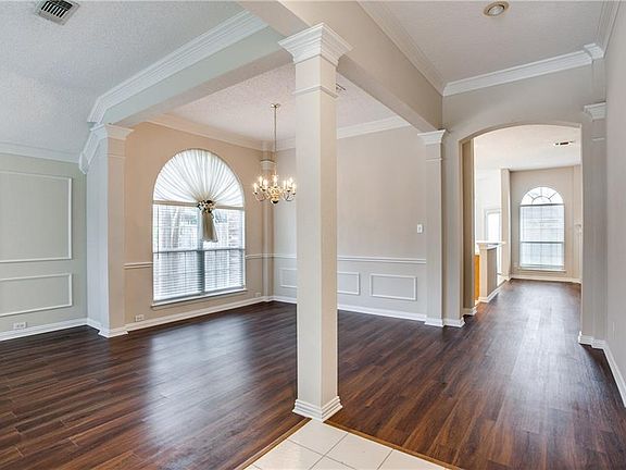 3rd image of 3101 Olen Ct