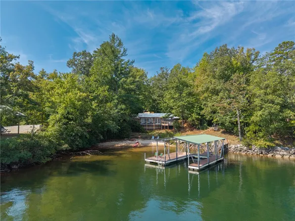 307 N Coves Dr Building B, Salem, SC 29676