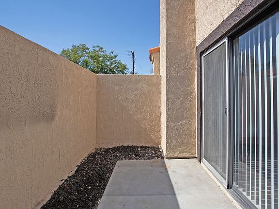 4th image of 44667 San Pablo Ave APT 2