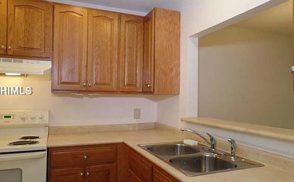 4th image of 96 Mathews Dr APT 126
