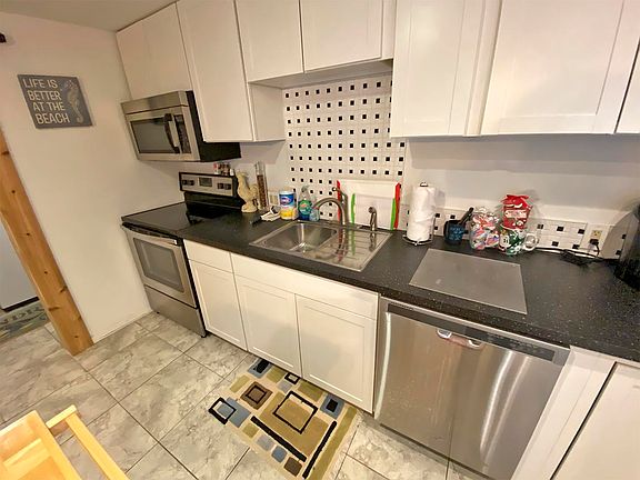 4th image of 14749 Spyglass St #110