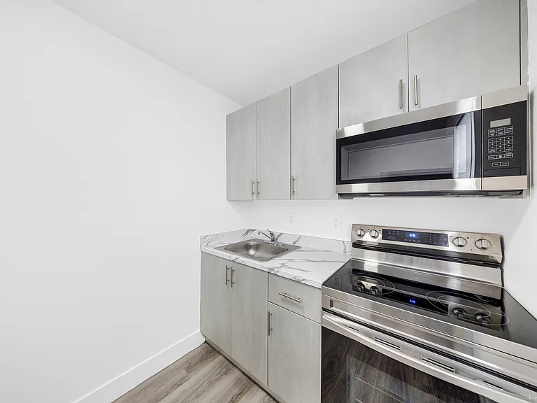 1231 NW 61st Street — Photo 10