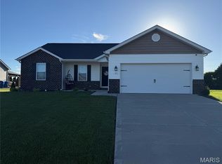 120 Eisenhower Blvd, Troy, IL 62294