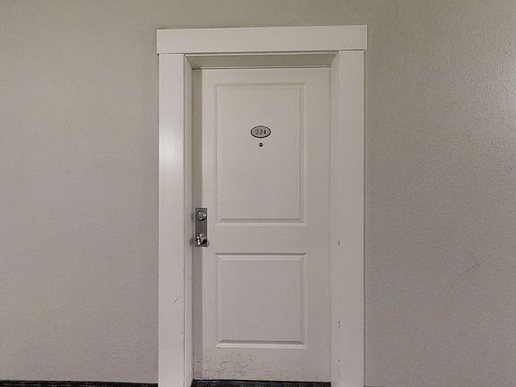 4th image of 3357 16a Ave NW #224