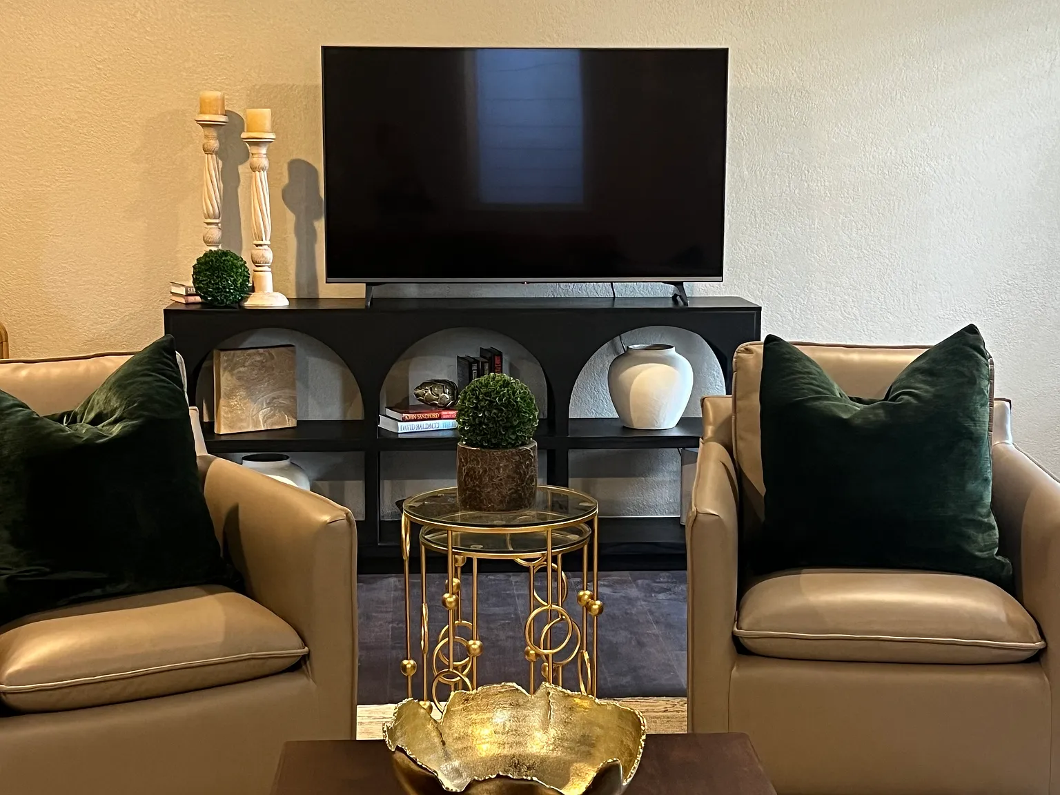 3 bed, $3,500 — Photo 3
