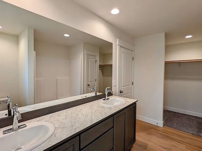 319 S Nevada Ave — Photo 14