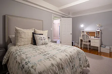 Rented by Rita S Citrin, LREB