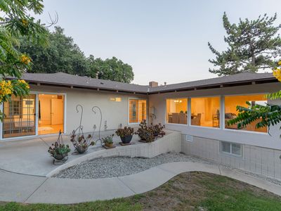 3805 Ranch Top Rd, Pasadena, CA, 91107