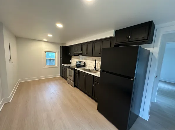 1126 W Jefferson Blvd #3, Fort Wayne, IN 46802
