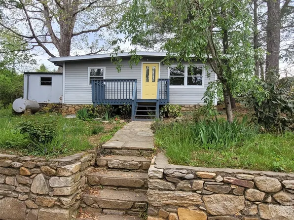 312 Beverly Ave, Hendersonville, NC 28792