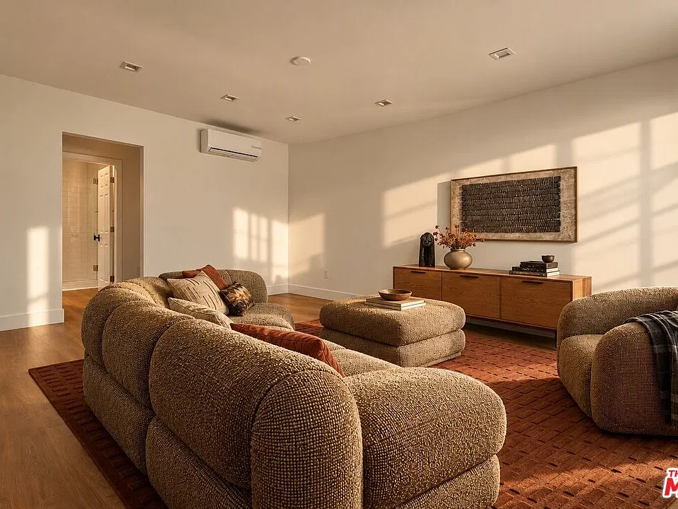 420 S Sepulveda Blvd #3