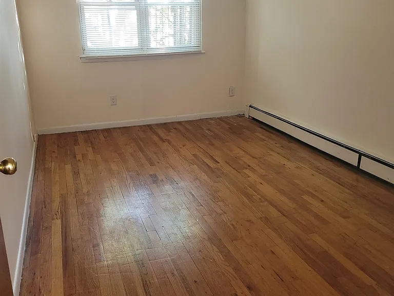 15 Reserve Ave #2 — Photo 7