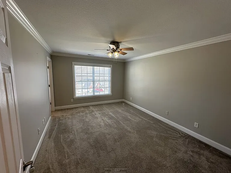 5511 Ginkgo Rd — Photo 31