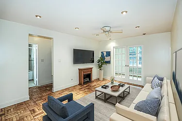 75-10 Yellowston Boulevard, #2C