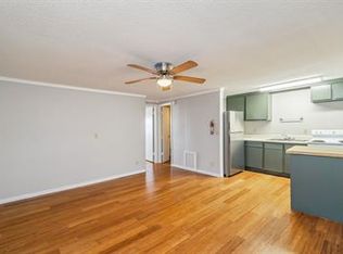 1000 W 1st Ave APT 3, Lenoir City, TN 37771