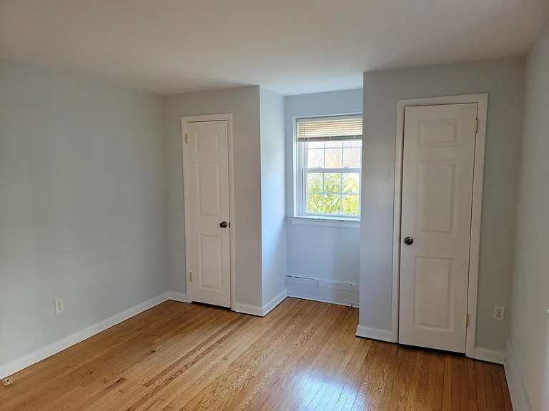 230 N Essex Ave #A — Photo 11