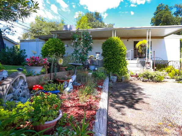 1595 Branstetter Cir, Redding, CA 96001