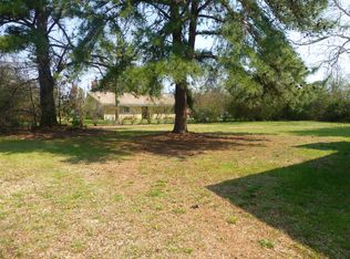 2604 Smithfield Rd, Portsmouth, VA 23702