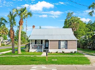 230 7th St, Port Saint Joe, FL 32456
