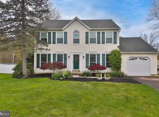 2103 Emily Cir, Warrington, PA 18976