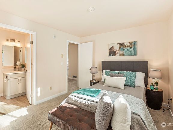2nd image of 20824 70th Avenue W #4
