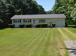 10655 Grafton Rd, Carleton, MI 48117