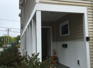 5 Spring St APT A, Newmarket, NH 03857