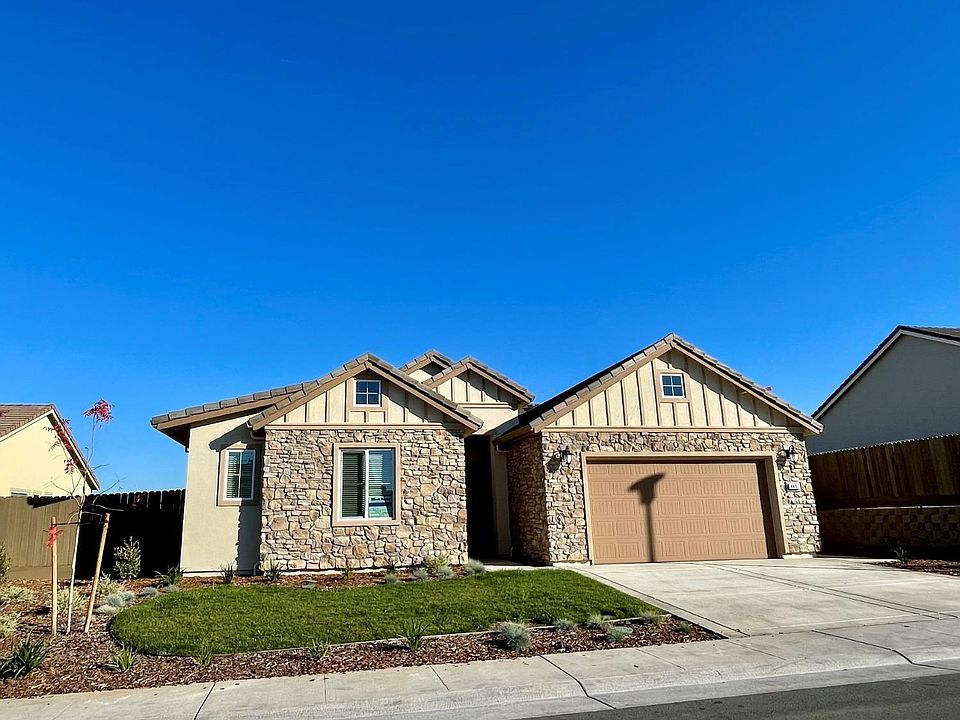 1st image of 8407 Coogera Way