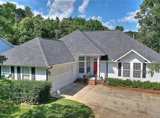 200 Fox Hollow Rd, Mooresville, NC 28117