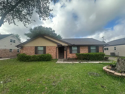 8519 Leader St Photo 1