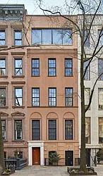 160 East 70th Street in Lenox Hill