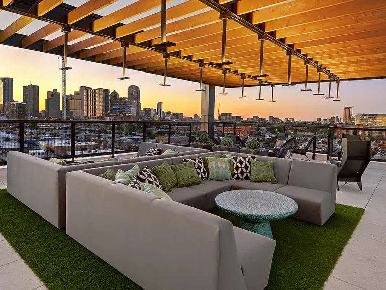 Rooftop Lounge